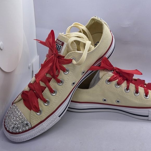 Converse Womens 9 Ladies Cream Sneakers Red Crystal Embellished Accents All Star - Picture 5 of 14
